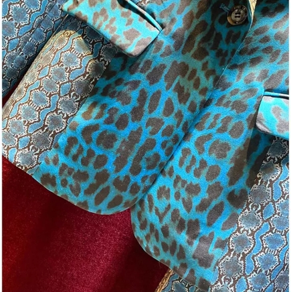 NWT Elegant Suit  Animal print Luxurious Jacket with Pants. XL - Picture 7 of 16
